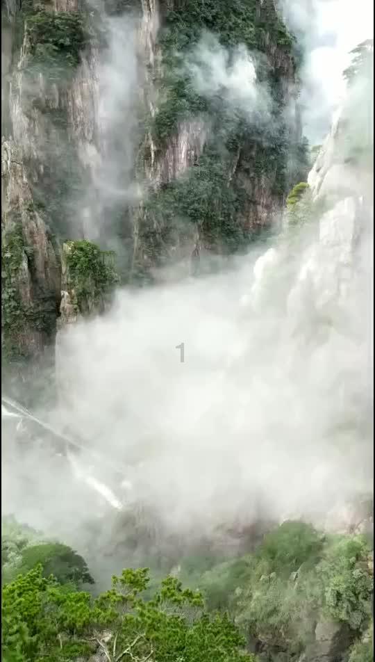 逃离啦啦队员的家